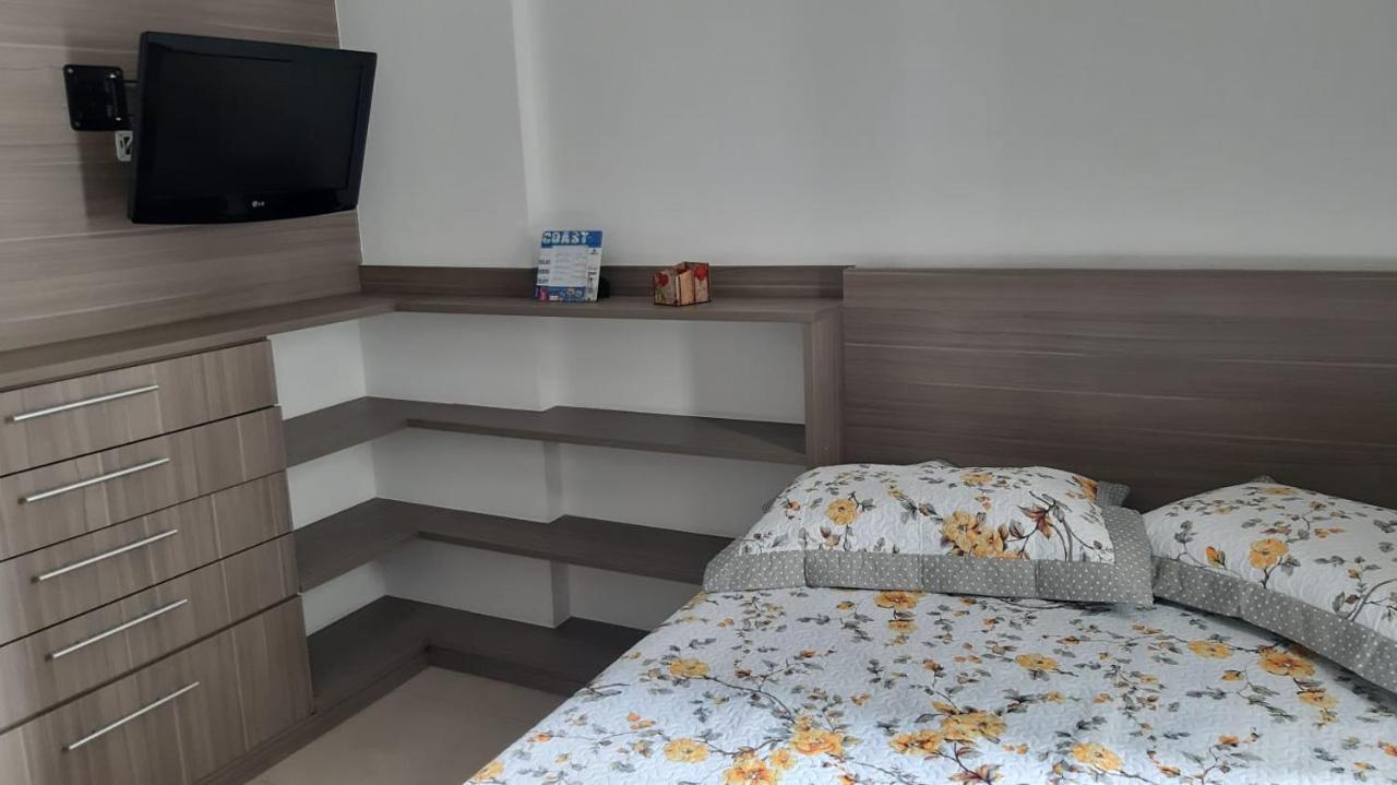 Ferienwohnung Flat Em Pitangueiras - Sacada Gourmet, 3 Dorms, Limpeza Diaria E Serv De Praia Guarujá Exterior foto
